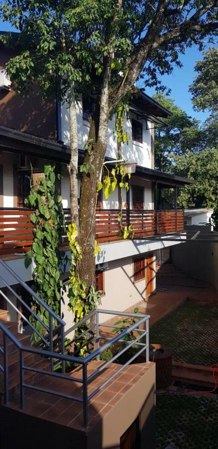 Ambay Suites & Dorms Puerto Iguazú Dış mekan fotoğraf